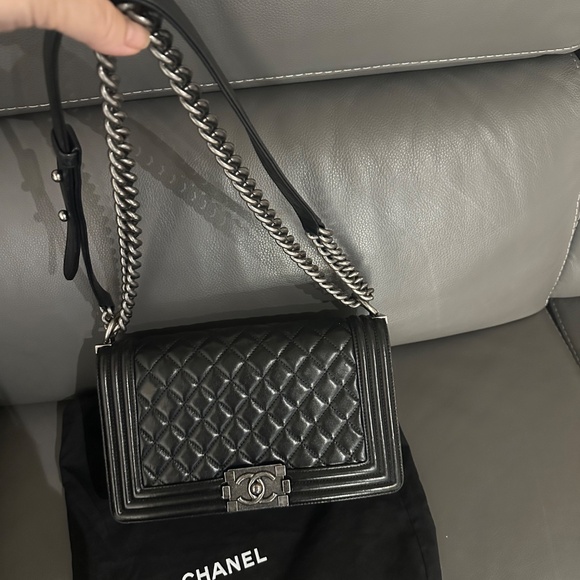 Chanel Boy bag - Picture 3 of 3